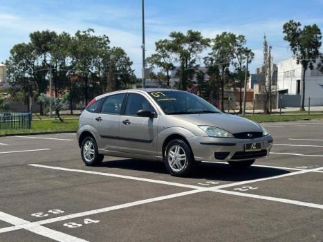 FORD Focus Hatch 1.6 4P, Foto 1