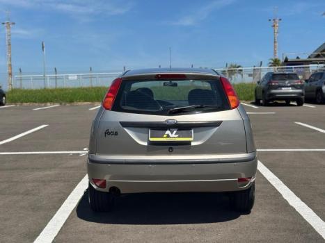 FORD Focus Hatch 1.6 4P, Foto 5