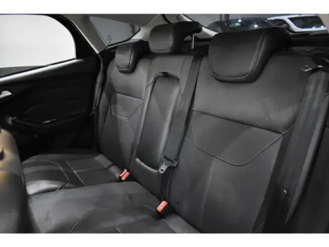 FORD Focus Hatch 2.0 16V 4P TITANIUM PLUS FLEX, Foto 6
