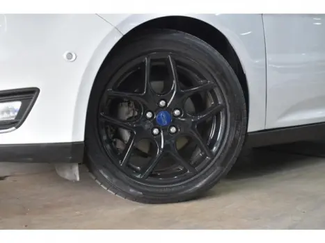 FORD Focus Hatch 2.0 16V 4P TITANIUM PLUS FLEX, Foto 21