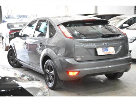 FORD Focus Hatch 2.0 16V 4P GLX, Foto 10