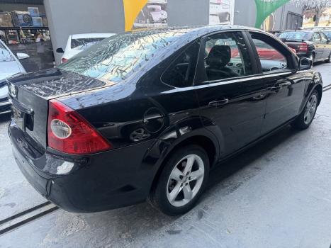 FORD Focus Hatch 2.0 16V 4P GHIA AUTOM�TICO, Foto 11