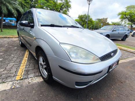 FORD Focus Hatch 2.0 16V 4P GHIA FLEX, Foto 7