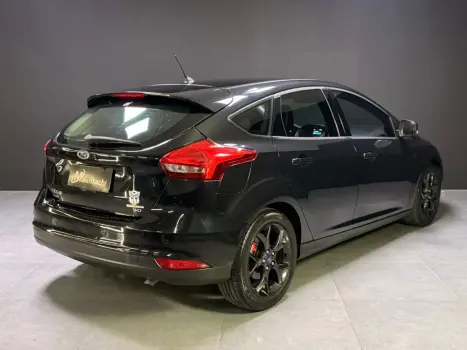 FORD Focus Sedan , Foto 3