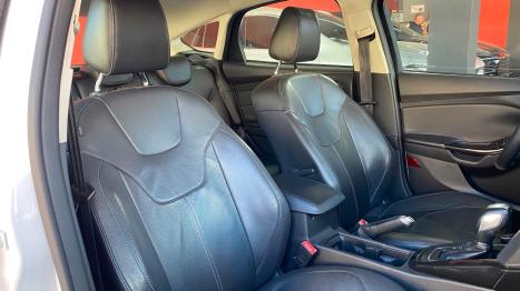 FORD Focus Sedan , Foto 6