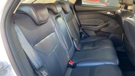 FORD Focus Sedan , Foto 7
