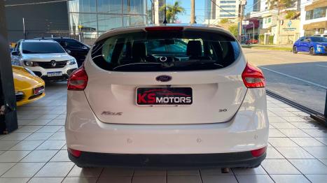 FORD Focus Sedan , Foto 10