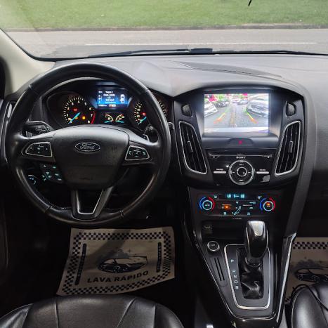 FORD Focus Sedan , Foto 7