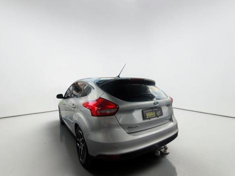 FORD Focus Sedan , Foto 15