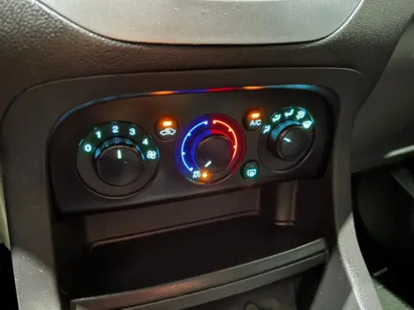 FORD Ka Hatch 1.0 12V 4P FLEX TI-VCT SE, Foto 15