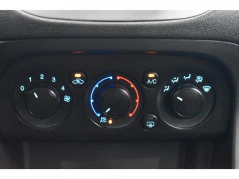 FORD Ka Hatch 1.5 16V FLEX SIGMA SE, Foto 8