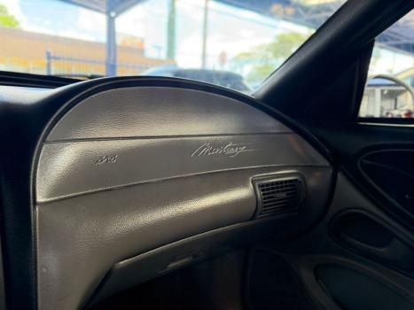 FORD Mustang 3.8 V6, Foto 14