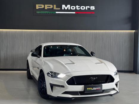 FORD Mustang , Foto 1