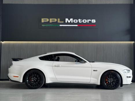 FORD Mustang , Foto 3