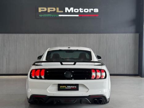 FORD Mustang , Foto 14
