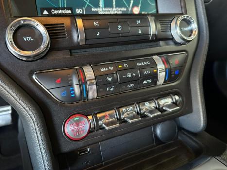 FORD Mustang , Foto 14