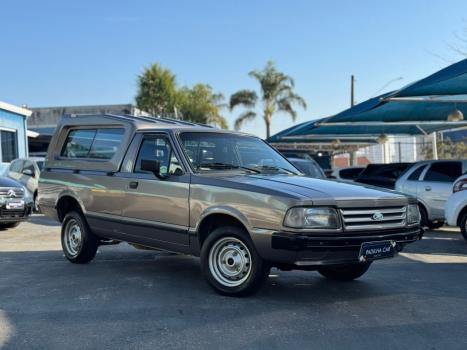 FORD Pampa 1.8 GL, Foto 1 FORD Pampa 1.8 GL, Foto 1