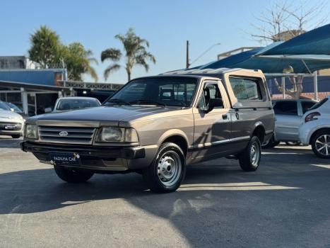 FORD Pampa 1.8 GL, Foto 2 FORD Pampa 1.8 GL, Foto 2