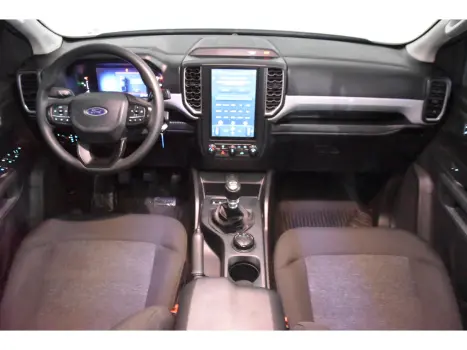 FORD Ranger 2.0 4P TURBO DIESEL XL 4X4 CABINE DUPLA, Foto 3