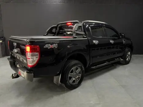 FORD Ranger 2.2 16V XLS DIESEL 4X4 CABINE DUPLA AUTOM�TICO, Foto 9