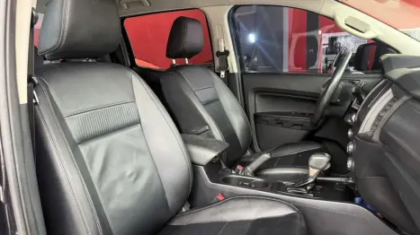 FORD Ranger 2.2 16V BLACK DIESEL CABINE DUPLA AUTOM�TICO, Foto 6