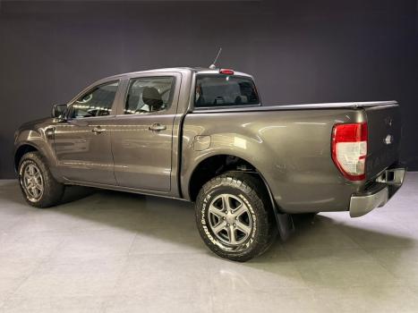 FORD Ranger 2.2 16V 4X4 SPORTRAC DIESEL CABINE DUPLA AUTOM�TICO, Foto 2