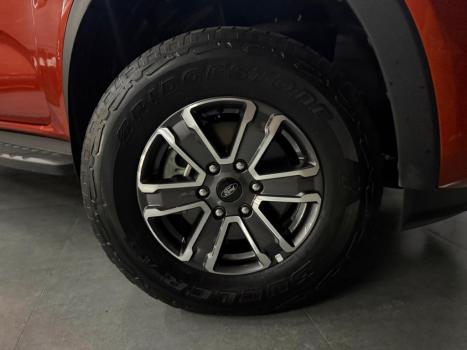 FORD Ranger 3.0 16V XLT 4X4 DIESEL CABINE DUPLA, Foto 2 FORD Ranger 3.0 16V XLT 4X4 DIESEL CABINE DUPLA, Foto 2
