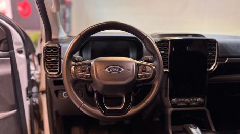 FORD Ranger 3.0 V6 4X4 LIMITED PLUS TURBO DIESEL CABINE DUPLA AUTOM�TICO, Foto 9