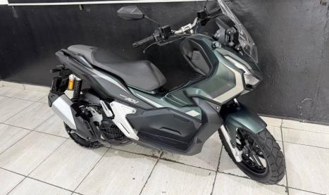 HONDA ADV 150 , Foto 1