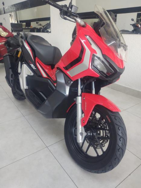 HONDA ADV 150 , Foto 4
