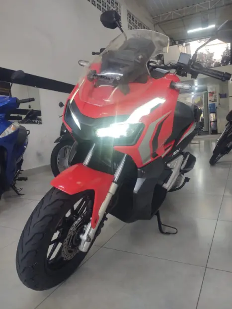 HONDA ADV 150 , Foto 10