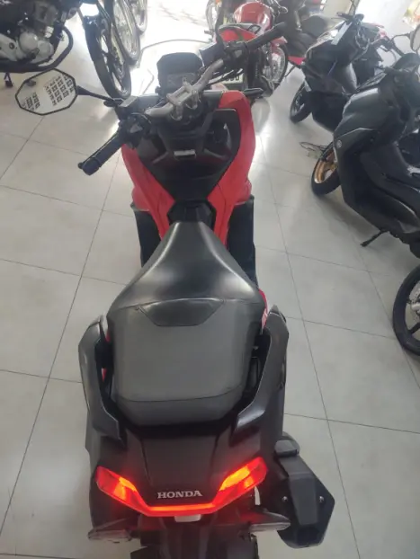 HONDA ADV 150 , Foto 12