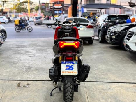 HONDA ADV 150 , Foto 4