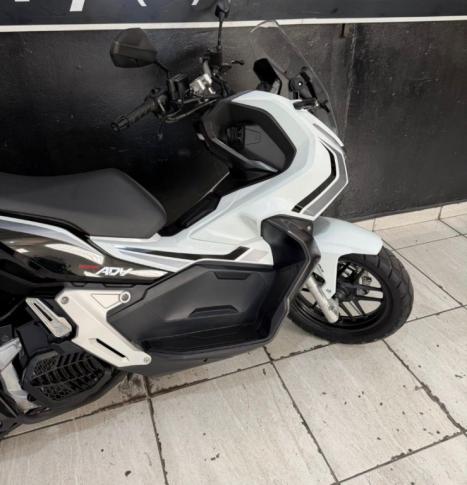 HONDA ADV 150 ABS, Foto 2