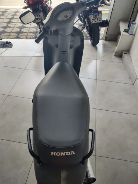 HONDA Biz 100 ES, Foto 3