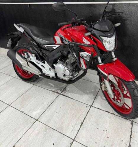 HONDA CB 250 F Twister FLEXONE, Foto 3