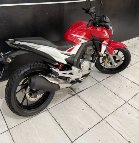 HONDA CB 250 F Twister , Foto 5