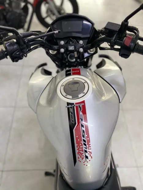HONDA CB 250 F Twister FLEXONE, Foto 13