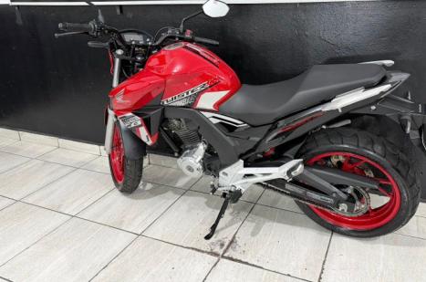 HONDA CB 250 F Twister , Foto 9