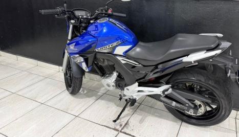 HONDA CB 250 F Twister , Foto 11