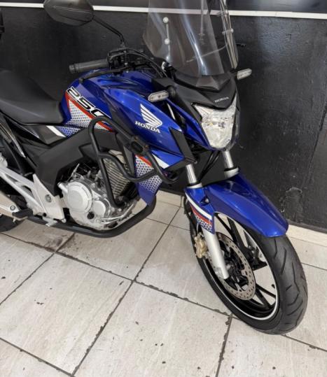HONDA CB 250 F Twister FLEXONE, Foto 2