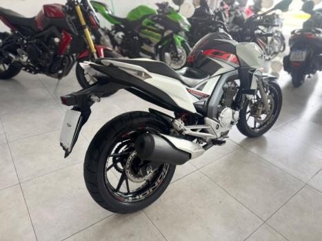 HONDA CB 250 F Twister FLEXONE, Foto 11