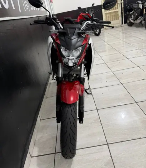 HONDA CB 300 F Twister FLEX ABS, Foto 8