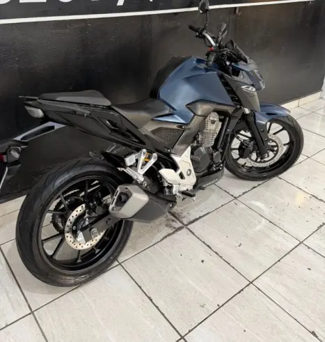 HONDA CB 300 F Twister FLEX ABS, Foto 6