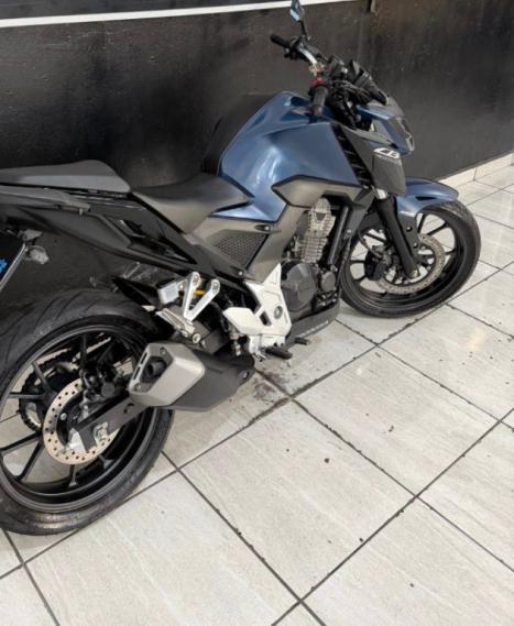 HONDA CB 300 F Twister FLEX ABS, Foto 6