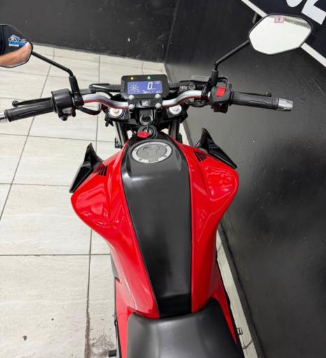HONDA CB 300 F Twister FLEX ABS, Foto 2