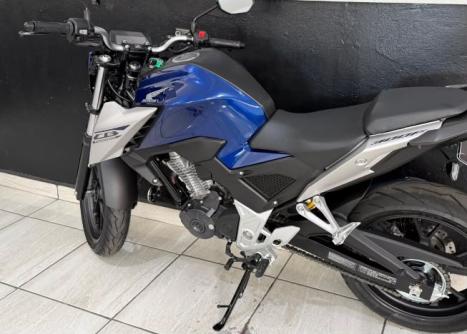 HONDA CB 300 F Twister FLEX ABS, Foto 5