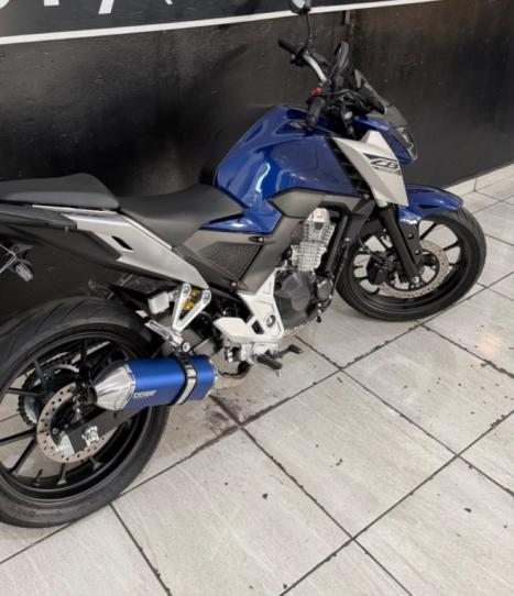 HONDA CB 300 F Twister FLEX ABS, Foto 9