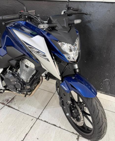 HONDA CB 300 F Twister FLEX ABS, Foto 10