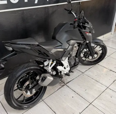 HONDA CB 300 F Twister FLEX ABS, Foto 7